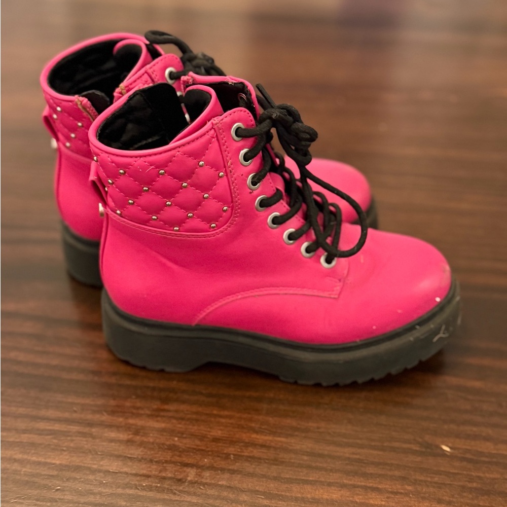 Sonoma Kids Pink Boots with Black Soles